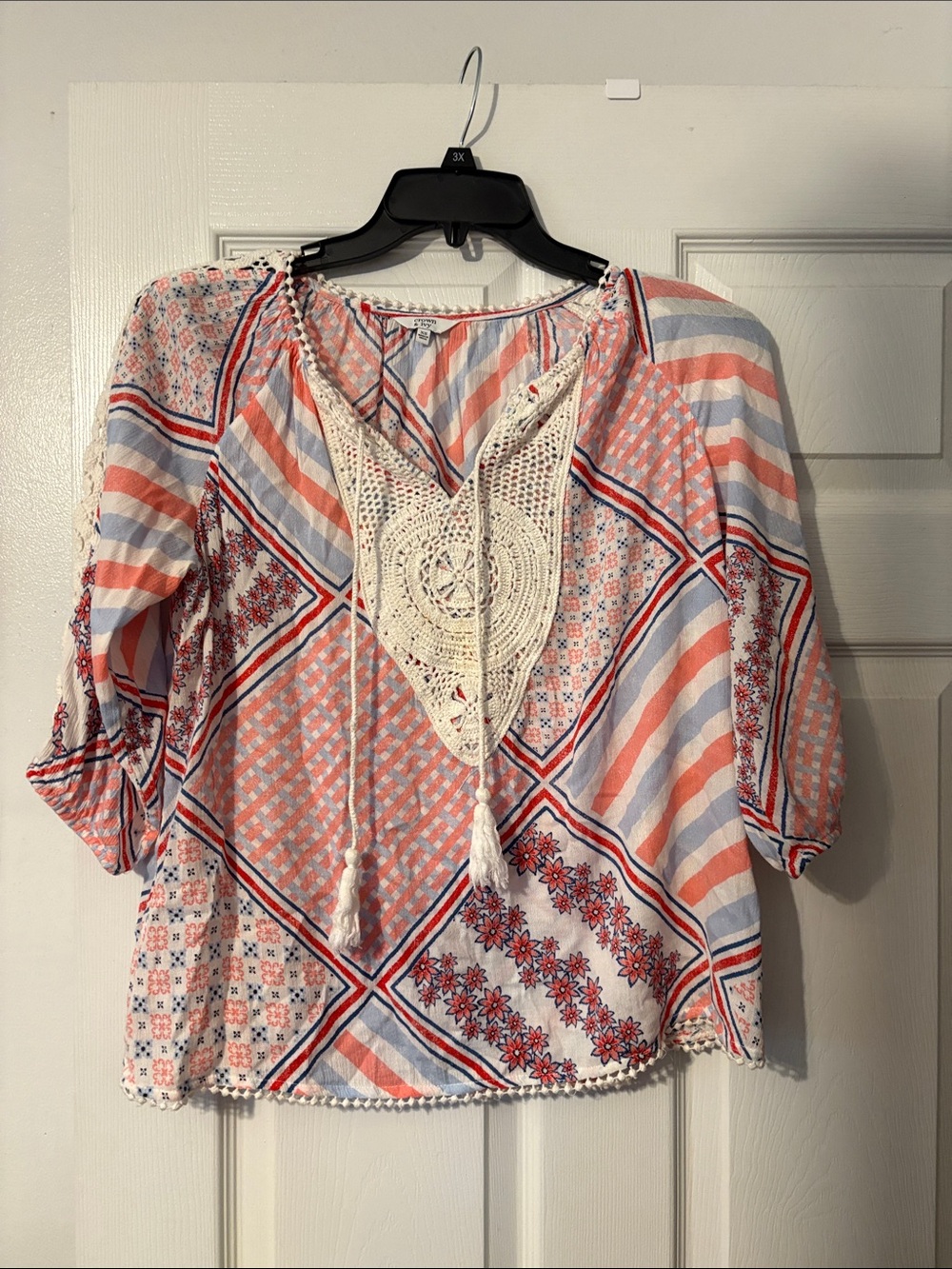 crown & ivy Coral, Blue & White Patchwork Boho Tunic with Crochet V